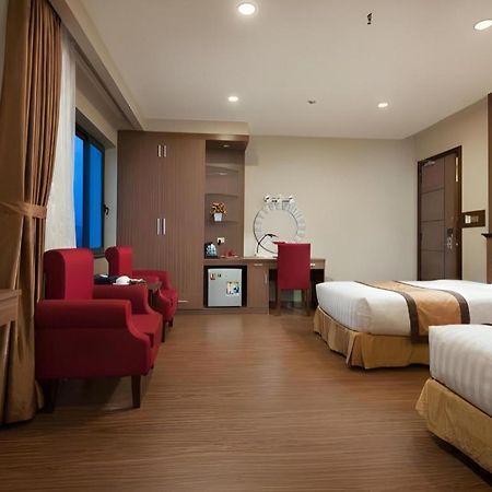 Royal Palace Hotel Tuyen Quang Dış mekan fotoğraf
