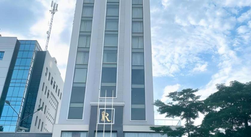 Royal Palace Hotel Tuyen Quang Dış mekan fotoğraf