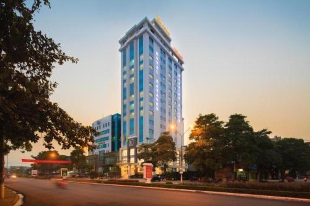 Royal Palace Hotel Tuyen Quang Dış mekan fotoğraf