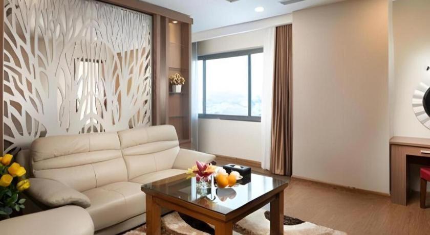 Royal Palace Hotel Tuyen Quang Dış mekan fotoğraf