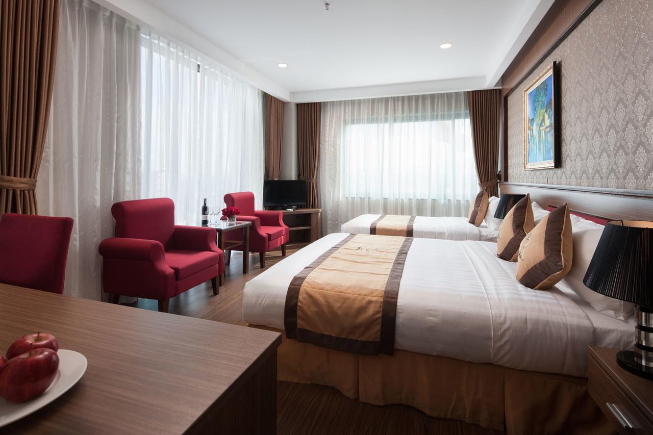 Royal Palace Hotel Tuyen Quang Dış mekan fotoğraf