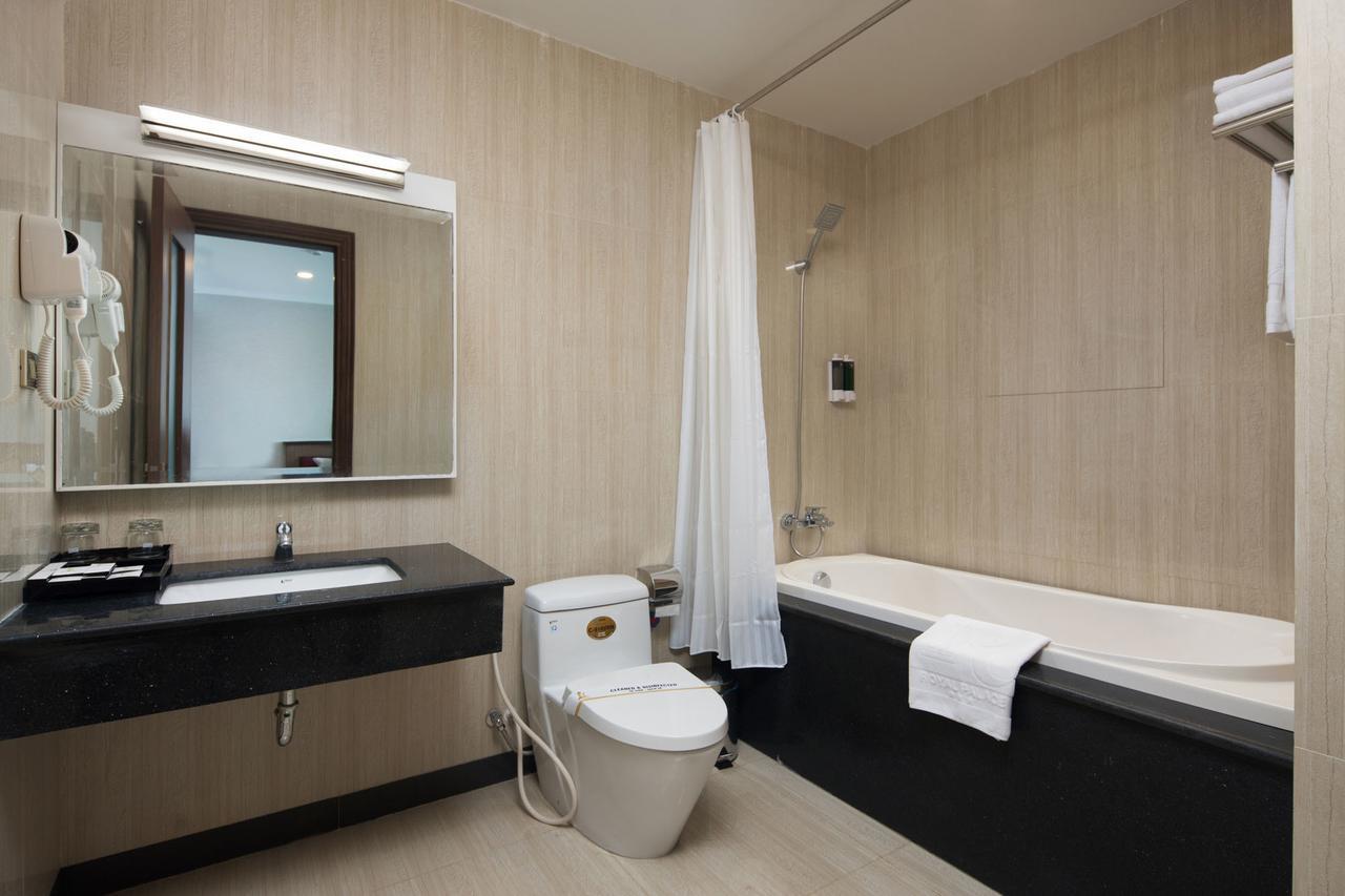 Royal Palace Hotel Tuyen Quang Dış mekan fotoğraf